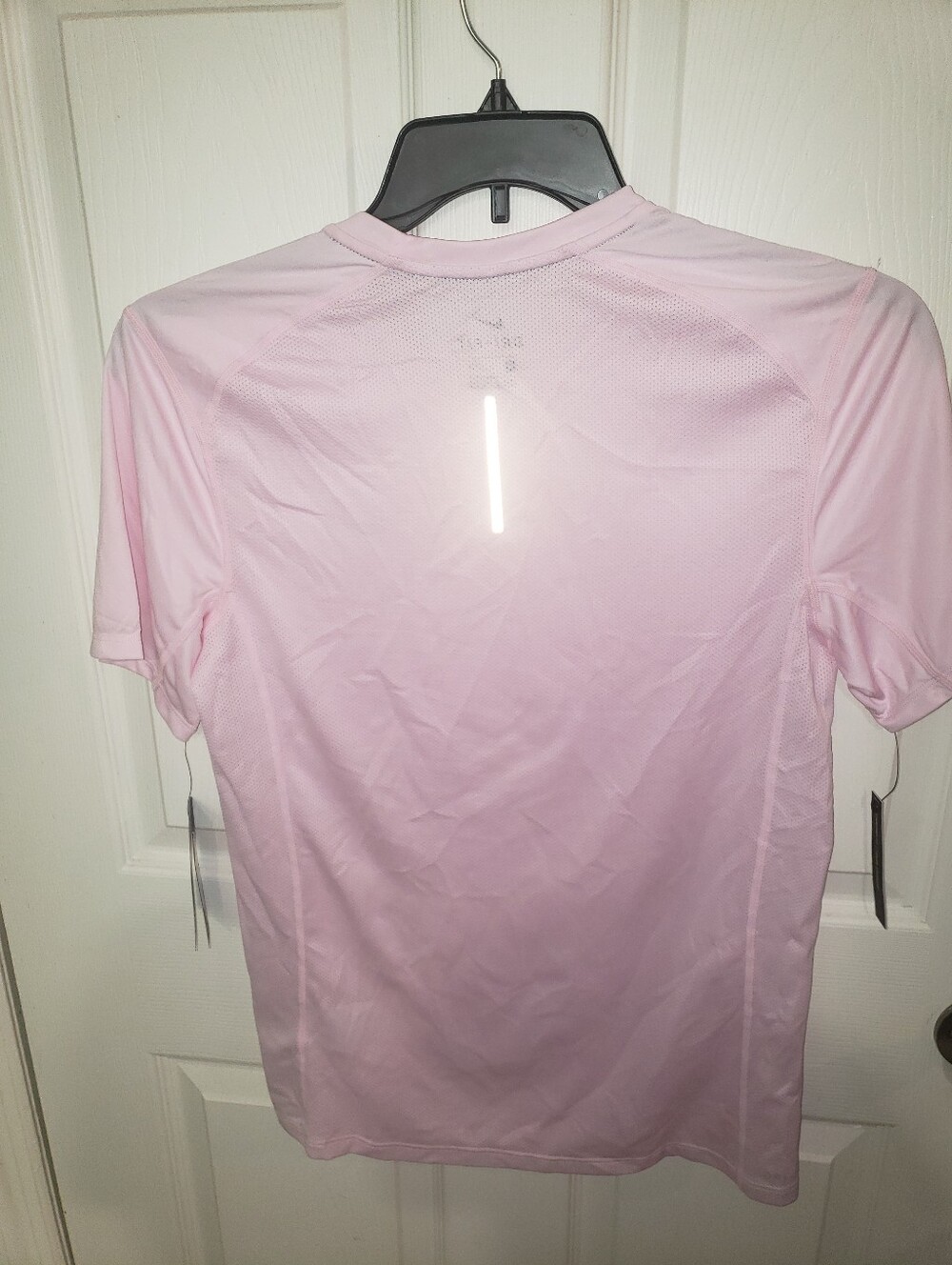 Size S Nike Men's Light Pink Dri-FIT Short Sleeve Shirt - Picture 5 of 5